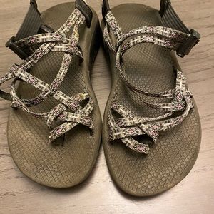 Woman’s chacos